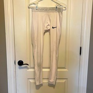 Nike Pro Dri-Fit Tight Fit Compression Leggings